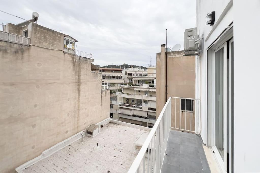 אתונה Spacious Penthouse Near Downtown מראה חיצוני תמונה