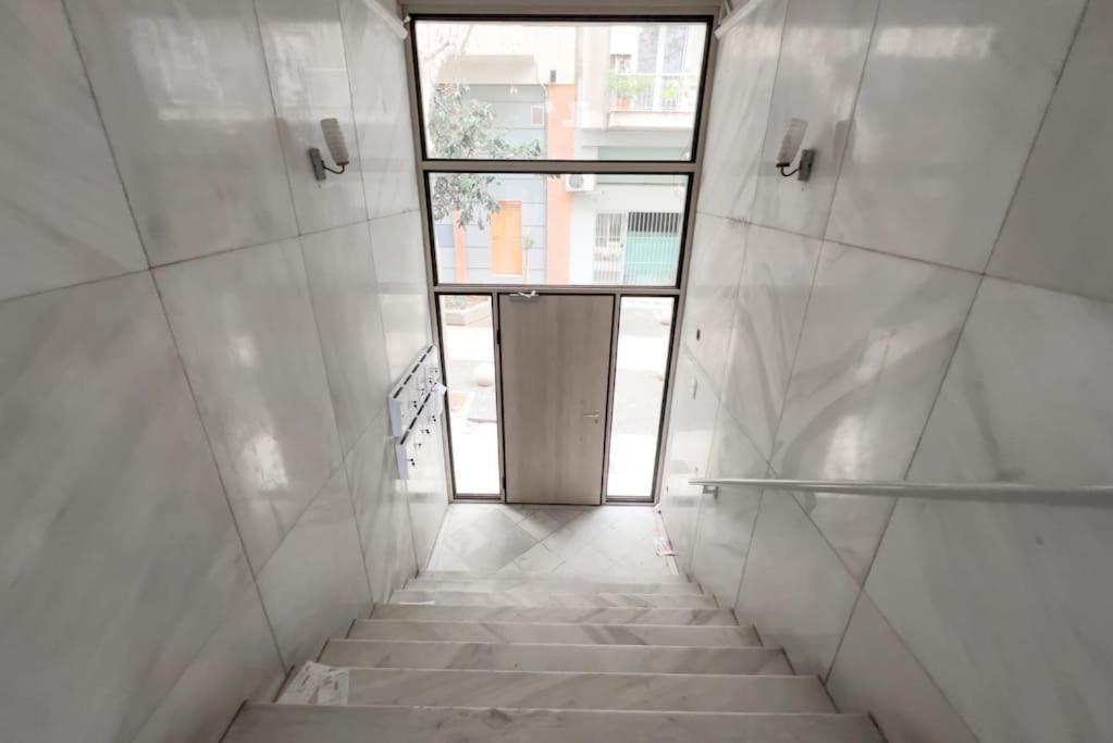 אתונה Spacious Penthouse Near Downtown מראה חיצוני תמונה